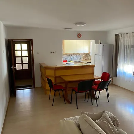 Dinja Apartamento Posusje